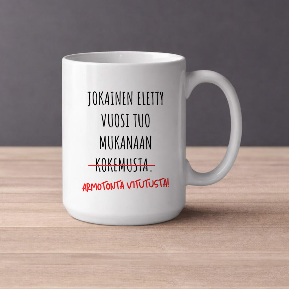 Jokainen eletty vuosi tuo mukanaan kokemusta (0313) | Kahvikuppi 440ml