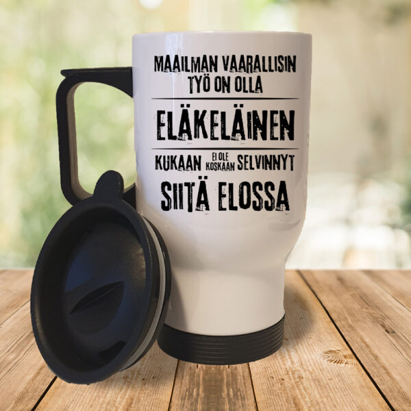 Maailman vaarallisin ammatti on eläkeläinen (0513) Termosmuki 3,9dl