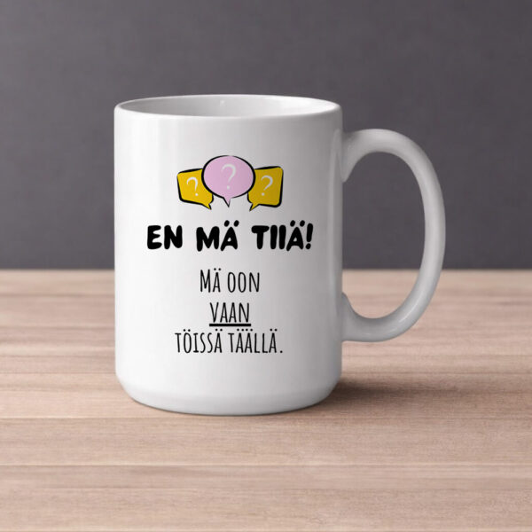 En mä tiiä. Mä oon vaan töissä täällä. (0279)